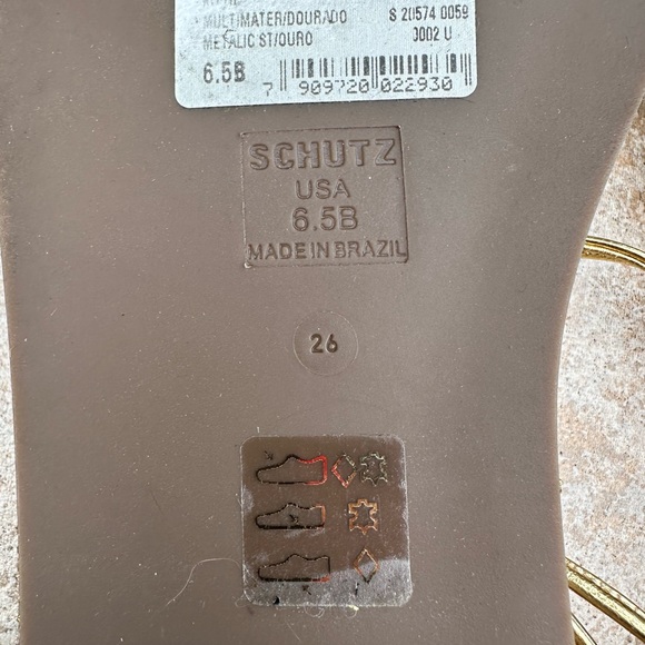 Schutz

Kittie Crytal-Embellished Wraparound Ankle Sandals - Picture 12 of 15